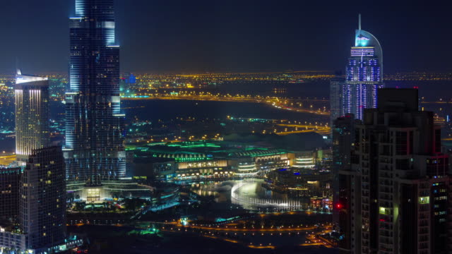 Dubai-Nacht-Licht-Dach-Top-berühmten-Brunnen-Panorama-4-k-Zeit-verfallen-Vereinigte-Arabische-Emirate