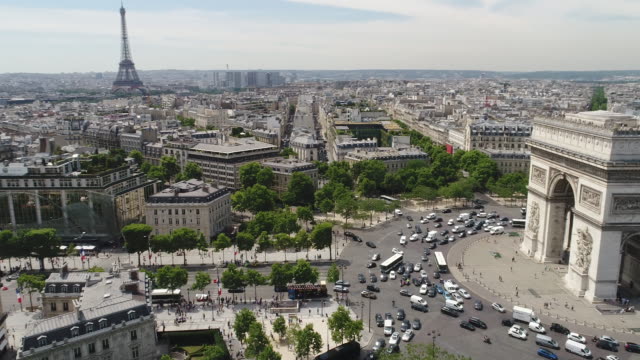Luftaufnahme-des-Arc-de-Triomphe,-Paris