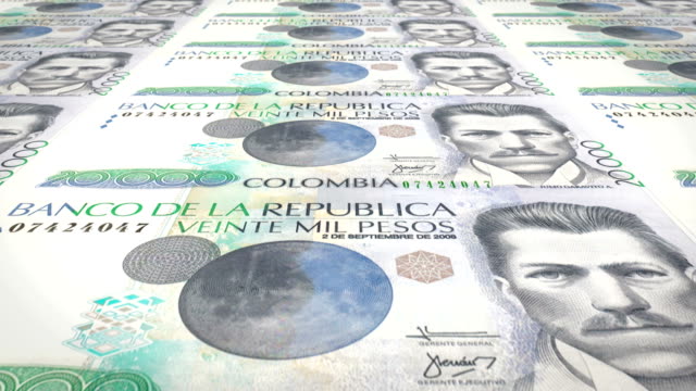 Banknoten-von-zwanzigtausend-kolumbianische-Pesos-von-Kolumbien,-Bargeld,-Schleife