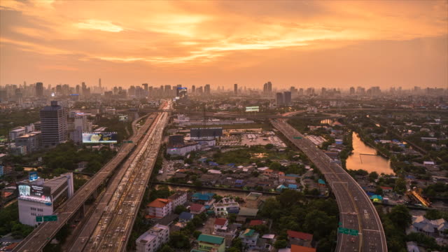 4k-time-lapse,-express-way,-highway-in-Bangkok,-Thailand