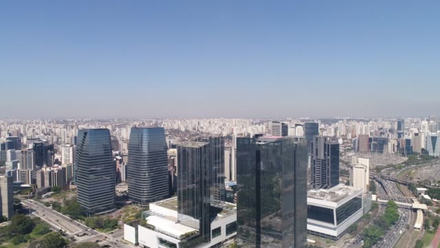 Vista-aérea-del-barrio-de-Itaim-Bibi-en-Sao-Paulo,-Brasil