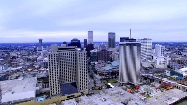 4k-Aerial-view-of-New-Orleans,-Louisiana