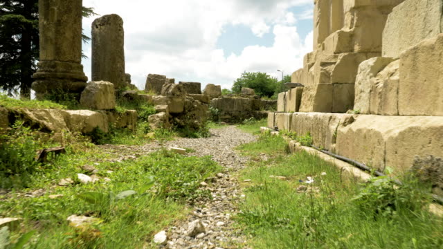 Ancient-wall-of-the-temple-Bagrati---Georgia,-Kutaisi