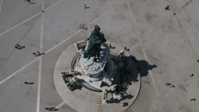 4k-aerial-view-of-statue-of-King-Jose-I-located-at-commerce-square---Portugal
