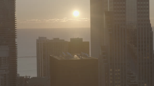 Chicago-Sonnenaufgang-über-dem-Lake-Michigan