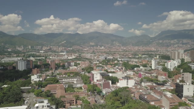 Disparo-aéreo-de-avión-no-tripulado-de-Medellín-en-Colombia