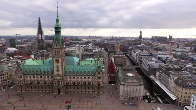 Luftbild-von-Hamburg,-Deutschland-als-Reiseziel