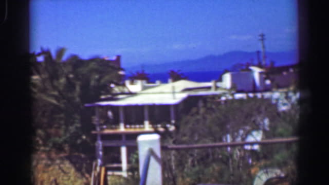 1952:-Phantasie-reichen-tropischen-Klippe-Ozean-View-Villa-Villa-nach-Hause.