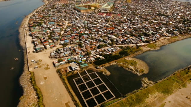 Luftbild-Slums-von-Manila,-die-Armenviertel.-Philippinen,-Manila