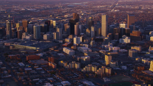 Aerial-view-of-Denver,-Colorado-at-sunset