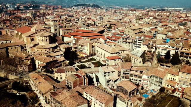Vista-aérea-del-centro-histórico-de-la-ciudad-española