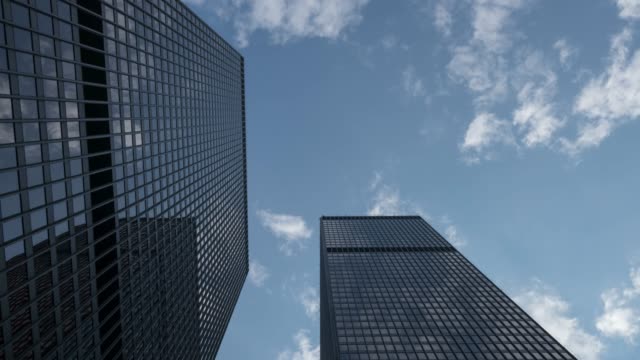 Toronto,-Canadá,-Hyperlapse---Hyperlapse-video-mostrando-los-rascacielos-del-distrito-financiero-de-Toronto-s
