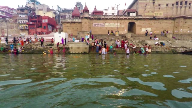 Varanasi-City,-Ganges-River-and-Boats,-Uttar-Pradesh,-India,-Time-Lapse