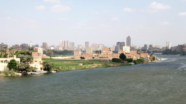 Pfanne-auf-den-Nil-in-Kairo,-Ägypten