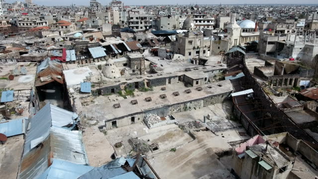 Aerial-view-of-ruined-homs-in-Syria
