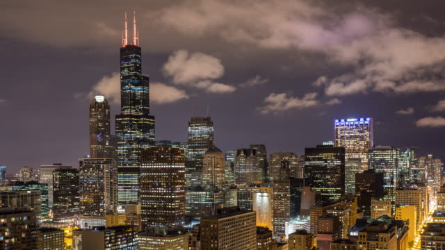 Willis-Tower-and-Chicago-Skyline-at-Night-Timelapse