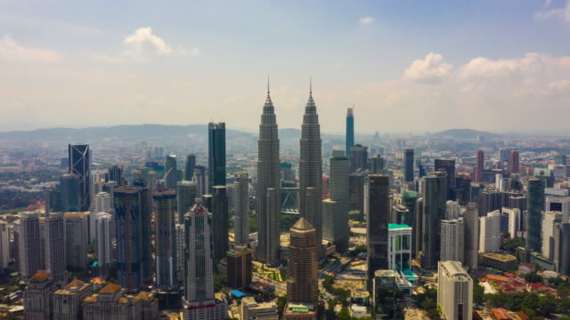 sonnigen-Tag-Kuala-Lumpur-Stadtzentrum-Antenne-Panorama-Zeitraffer-4k-Malaysia