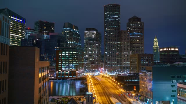 Timelapse-of-Boston-downtown-at-night