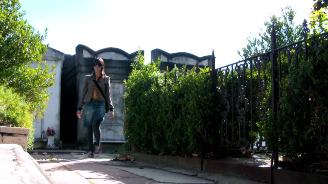 Girl-Leaving-the-Cemetery