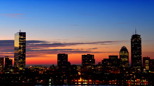Timelapse-of-dramatic-sunrise-over-Boston-downtown