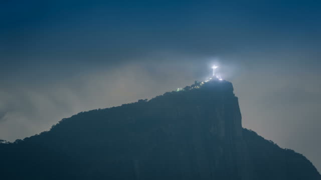 Corcovado-Mountain-in-Rio-de-Janeiro-by-night,-Brazil---Latin-America.