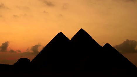 Timelapse.-Sunrise-over-pyramids-in-Giza-Egypt.