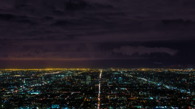 Thunderstorm-and-Lightning-Bolt-in-Los-Angeles-Night-Timelapse