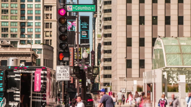 Impulsión-de-Columbus-Chicago-Downtown-Chicago-Loop-tiempo-lapso-personas-calles