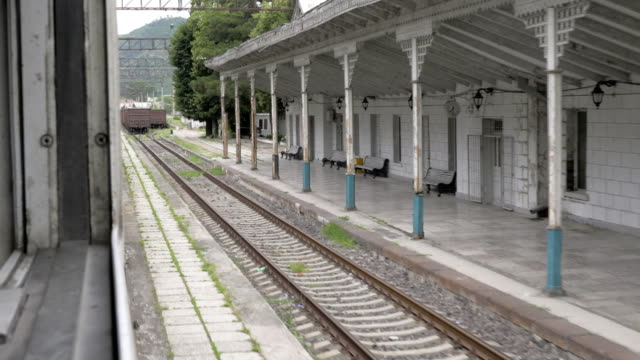 Bahnhof-in-alten-georgischen-Stadt
