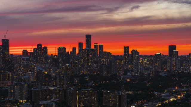 Sunset-City-Skyline-von-Toronto