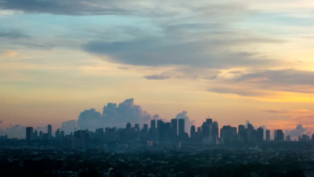 Philippines-Manila-skyline-sunset-time-lapse