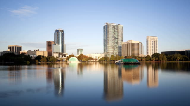 Time-lapse-Orlando-skyline-from-Lake-Eola