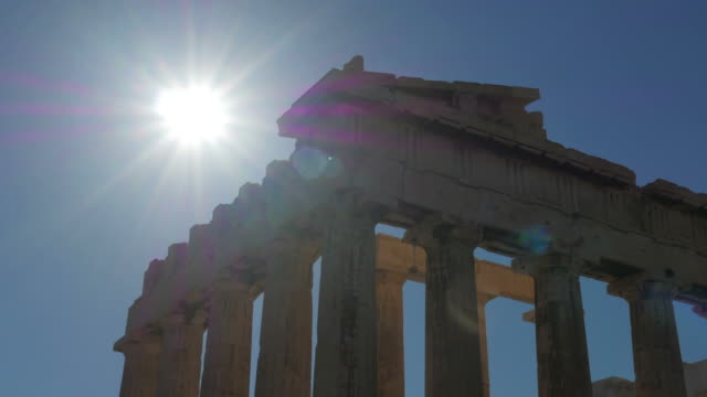 Y-vista-a-la-Acrópolis-Atenas-Grecia-lapso-de-tiempo