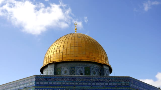 Dome-of-the-Rock-in-Jerusalem-over-Temple-Mount