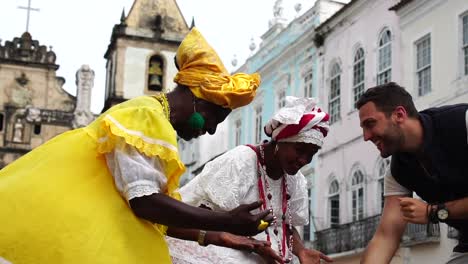Tourist-Dancing-and-Throw-his-hat-for-Native-Woman-Brazilian-People---"Baiana"