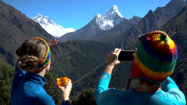 Chicas-en-el-Himalaya