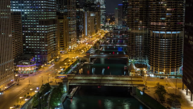 Chicago-River-and-Traffic-at-Night-Aerial-Timelapse