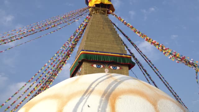 Katmandú,-Nepal:-Boudhanath-Stupa-en-Katmandú,-Nepal.-Boudhanath-es-un-stupa-en-Katmandú,-Nepal.-Es-una-de-las-mayores-estupas-esféricas-en-Nepal.