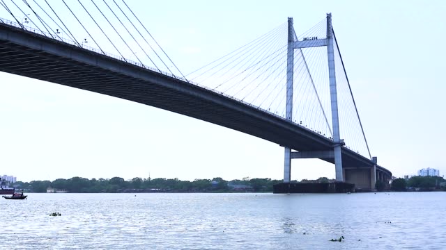 Vidyasagar-Setu-oder-zweite-Hooghly-Brücke-auf-dem-Fluss-Ganges-in-Kalkutta,-Westbengalen