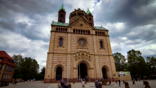 Timelapse-of-beautiful-cathedral-in-Speyer-("Speyerer-Dom")