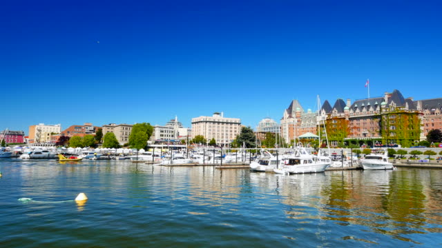 4K-Sail-Boats-and-Tourists,-Victoria-Canada-City-Harbor,-Summer-TIme
