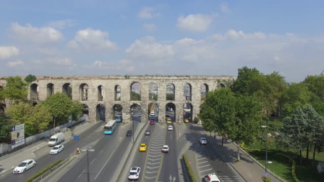 Istanbul-historischen-Aqueduct