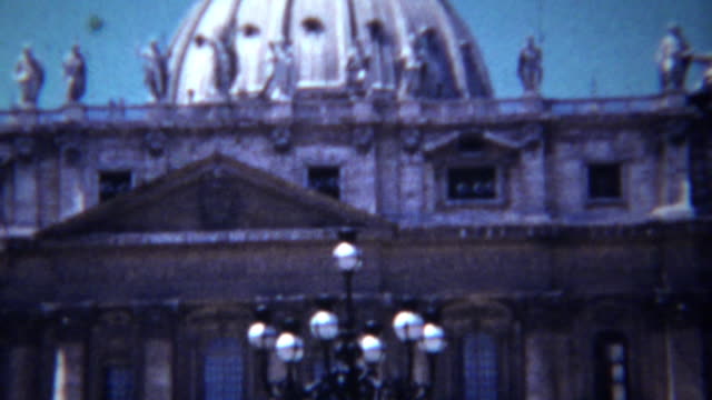 1954:-katholische-Vatikanstadt-Enklave-Michelangelo-Kuppelgebäude.