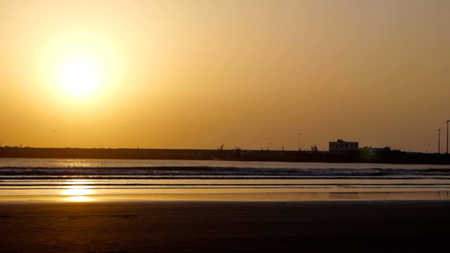 Sonnenuntergang-am-Strand-von-Essaouira