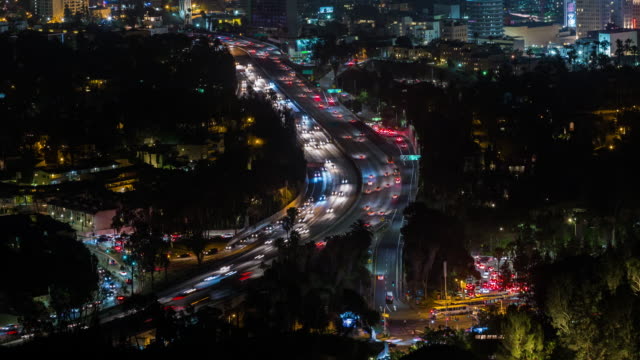Die-101-Freeway-in-Hollywood,-Los-Angeles,-Kalifornien-Nacht-Zeitraffer