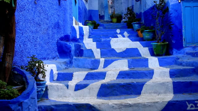 POV,-blaue-Stadt-Chefchaouen-Chaouen-/-Marokko,-erste-Sicht