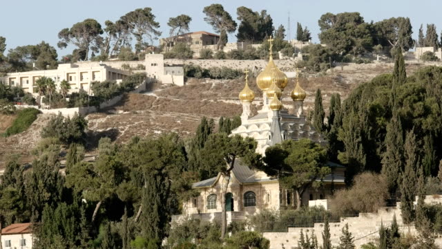 zoom-en-el-tiro-de-la-iglesia-de-María-Magdalena-en-Jerusalén