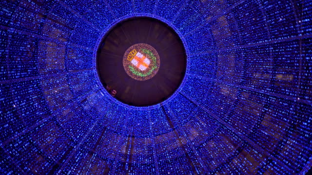 Luz-de-Navidad-Milán-Galleria-lazo-de-decoración