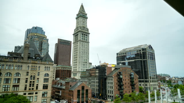 Lapso-de-tiempo-de-los-edificios-de-Boston-con-tormenta-pasando-por