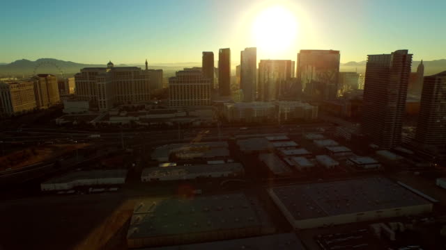 Vista-aérea-de-un-paisaje-de-la-ciudad-de-Las-Vegas-Strip,-Sunrise